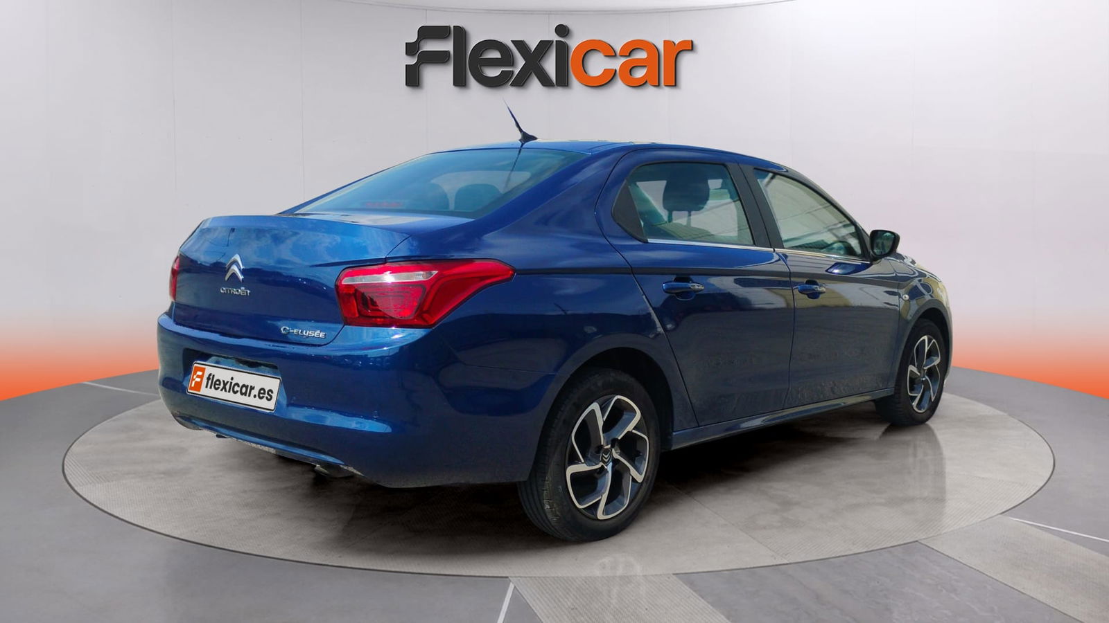 https://cdn-flexicar.caraffinity.it/public_appraisal_images_pro/images/stock/180815/fYHsznzSVv__WhatsApp Image 2025-09-12 at 16.24.43 (2).jpeg